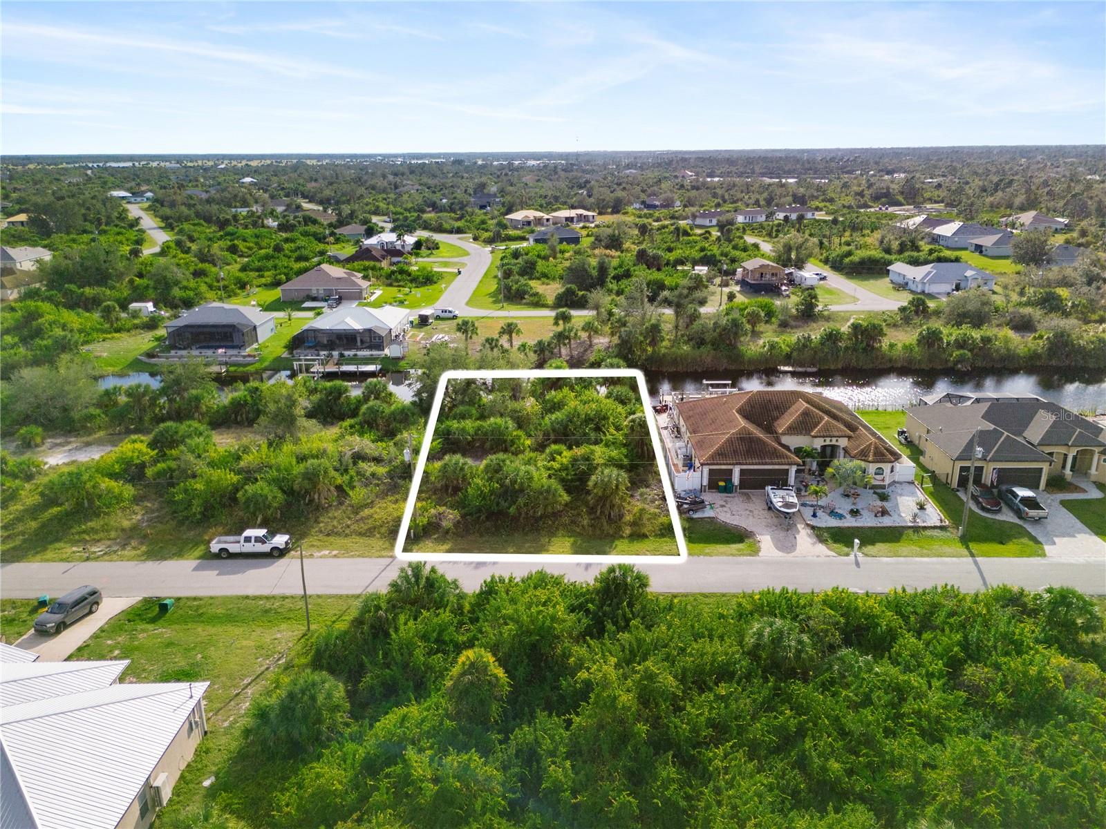 13886 Allamanda Cir