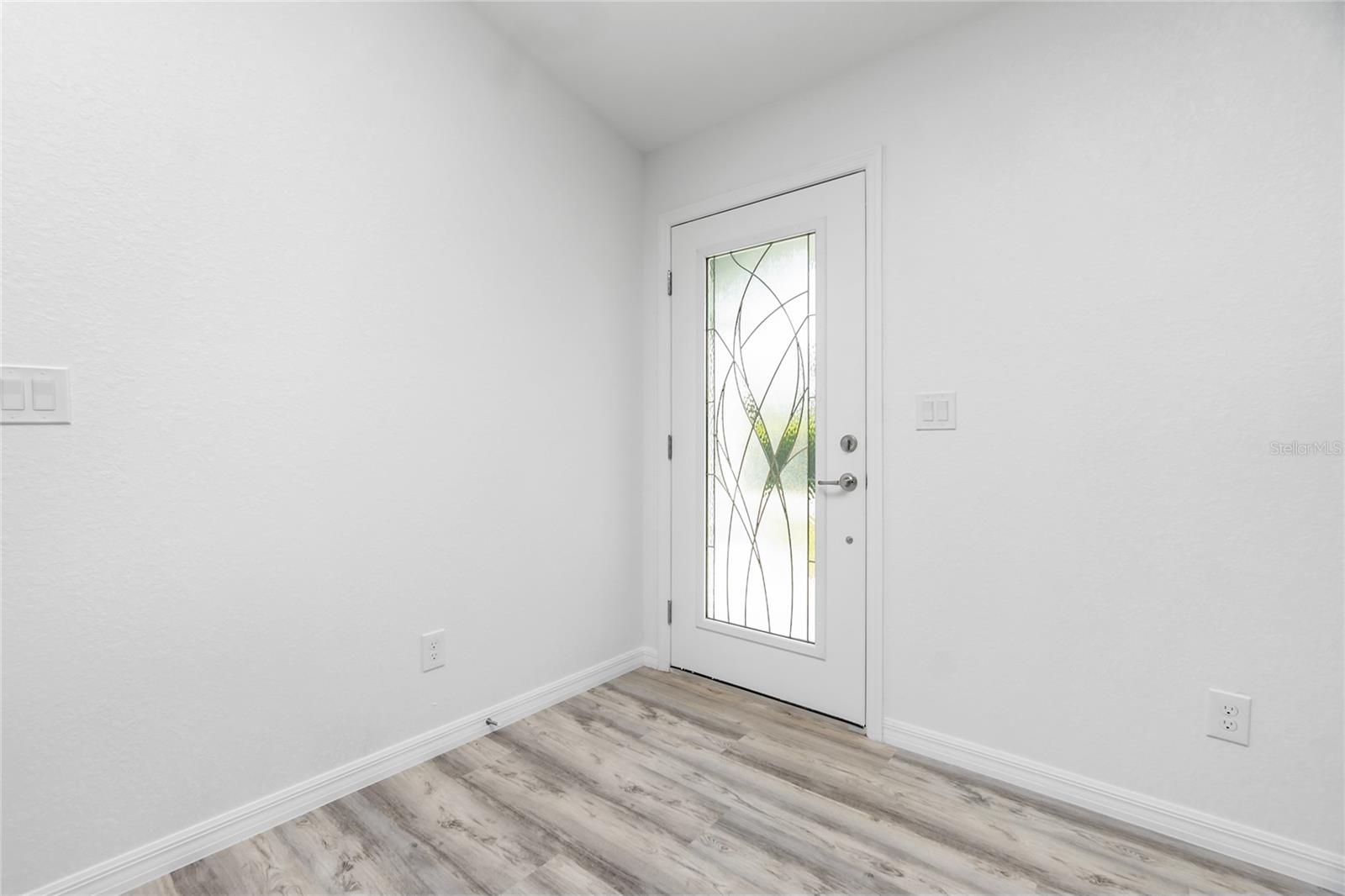 8099 Walbert St, Port Charlotte, FL 33981 — photo 4 of 55