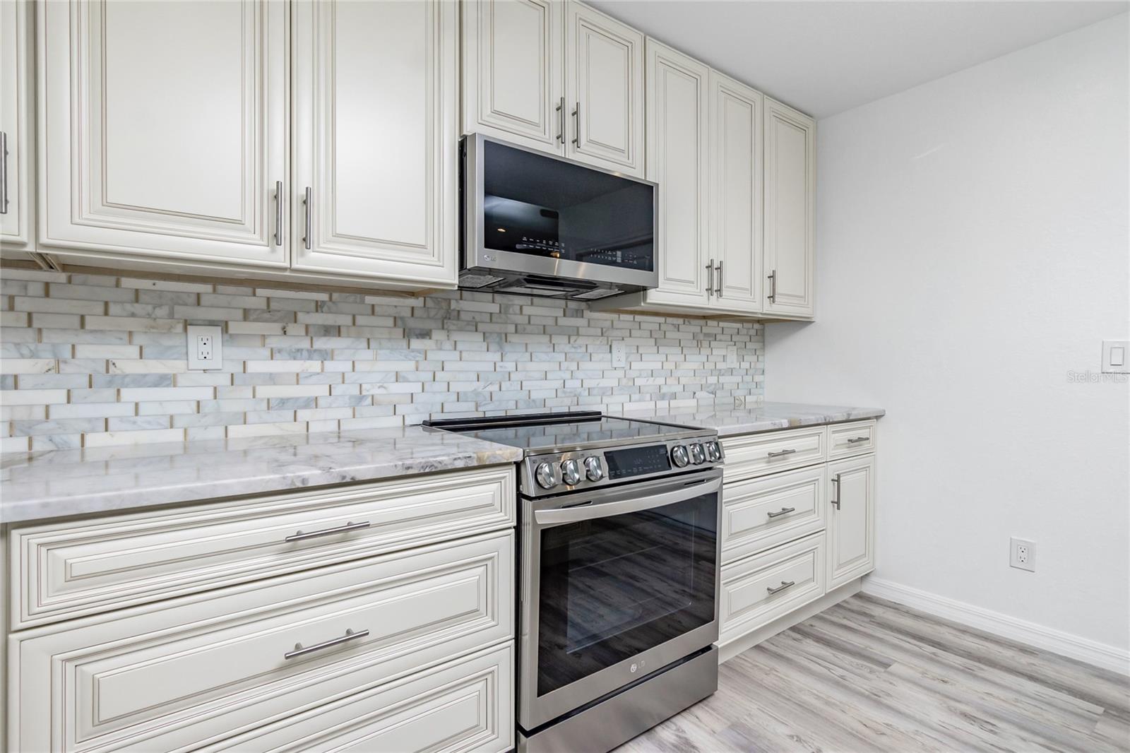8099 Walbert St, Port Charlotte, FL 33981 — photo 9 of 55