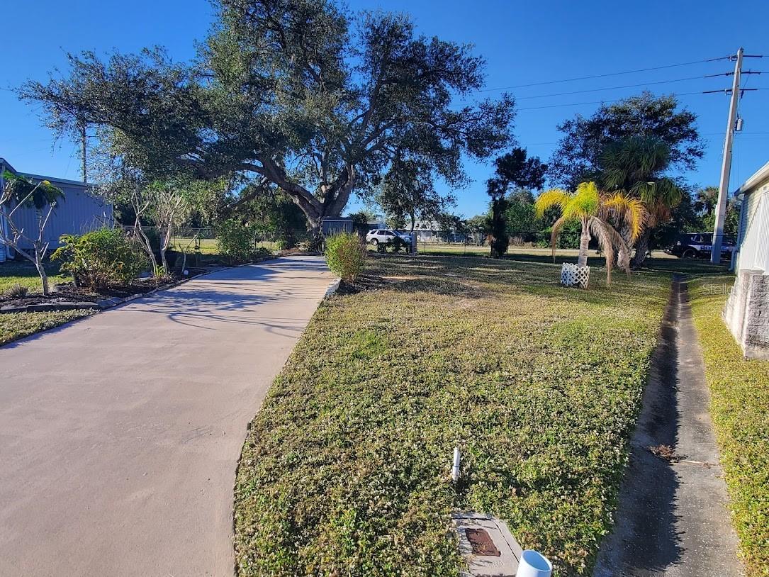 6880 Pleasant Ct