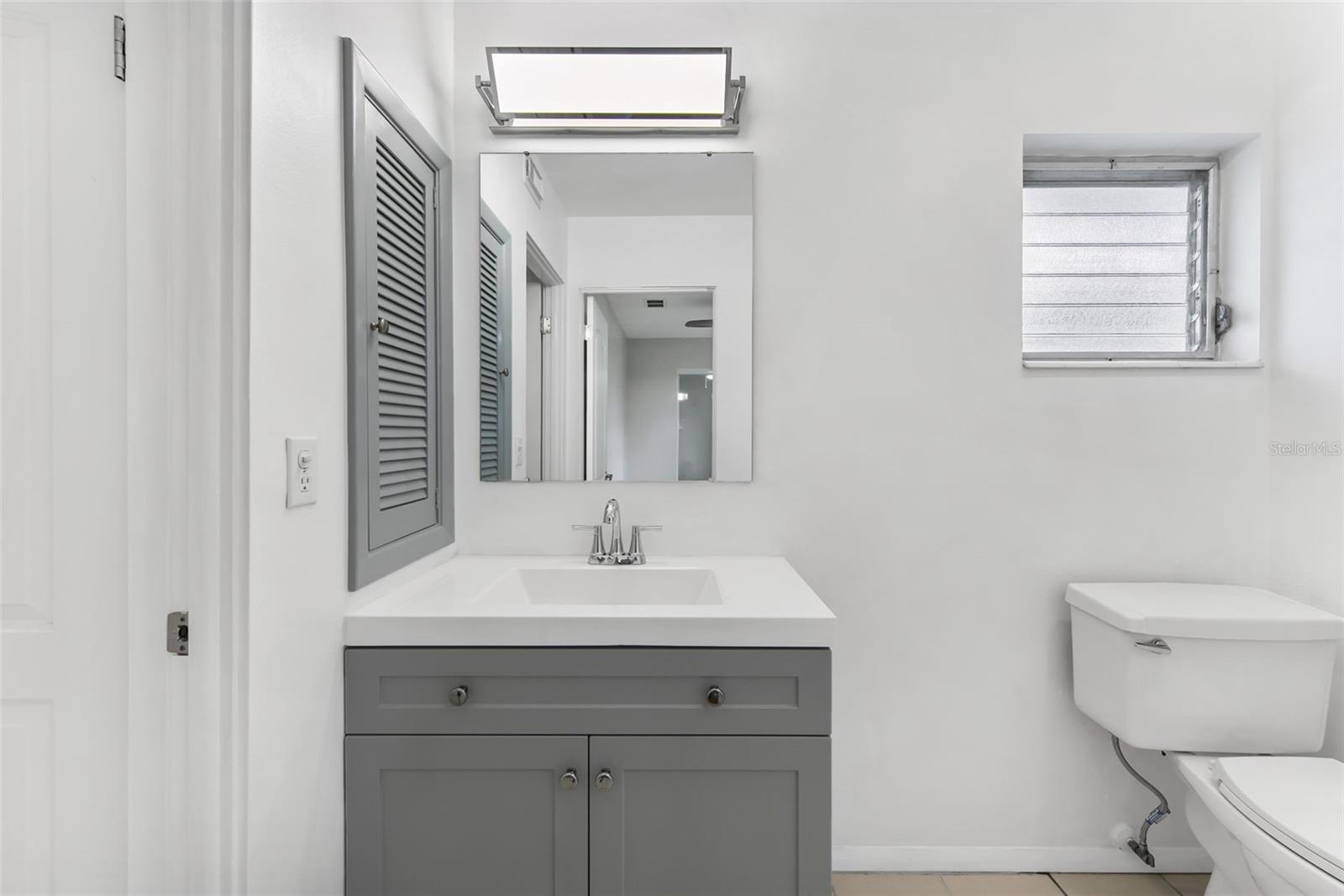 3915 Schwalbe Dr #128, Sarasota, FL 34235 — photo 14 of 16