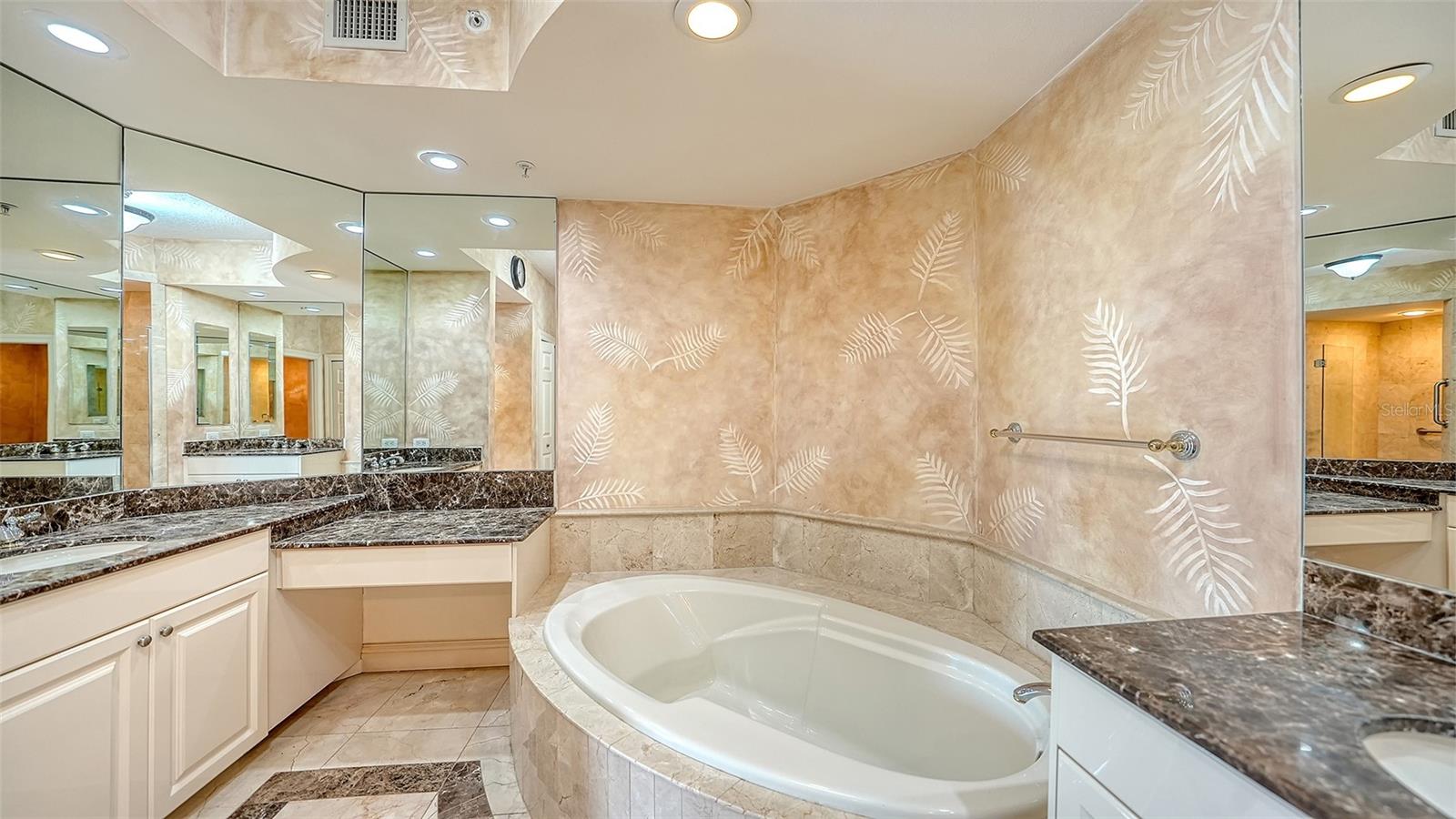 401 N Point Rd #301, Osprey, FL 34229 — photo 28 of 91