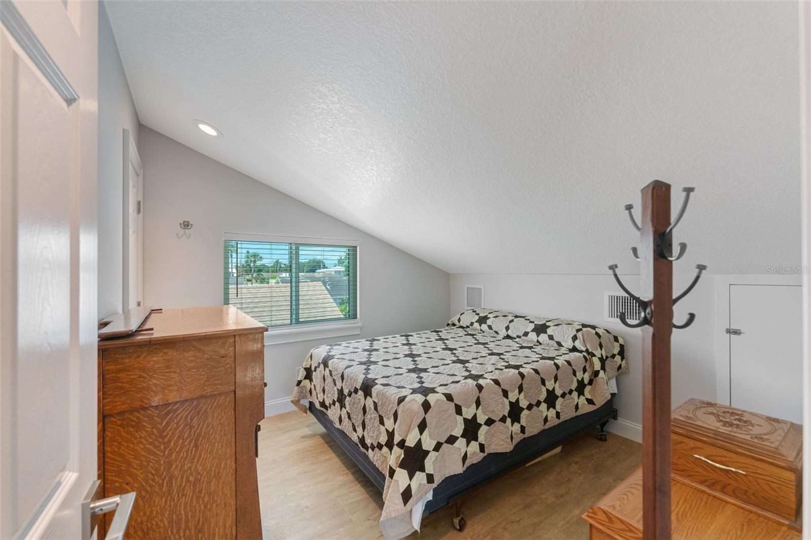 3rd bedroom upstairs