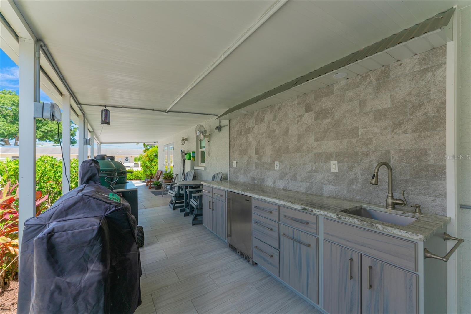 3502 Bahia Vista outside kitchen