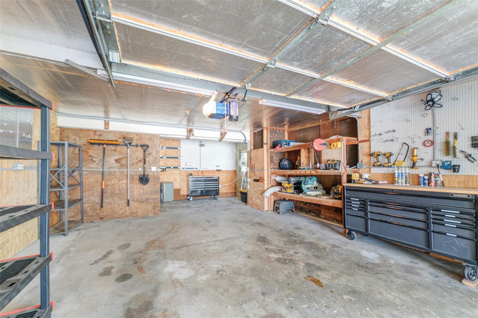 Detached Garage/workshop