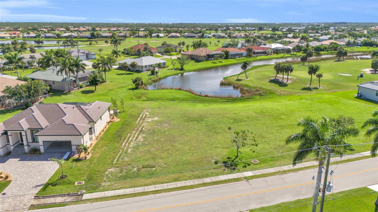 615 Monaco Dr
