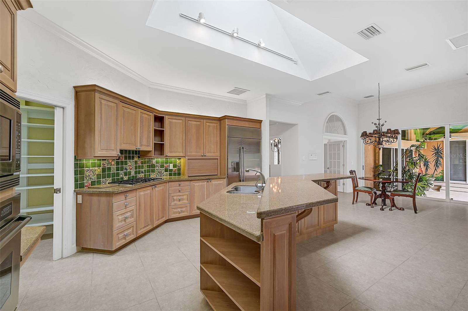 909 Macewen Dr, Osprey, FL 34229 — photo 13 of 62