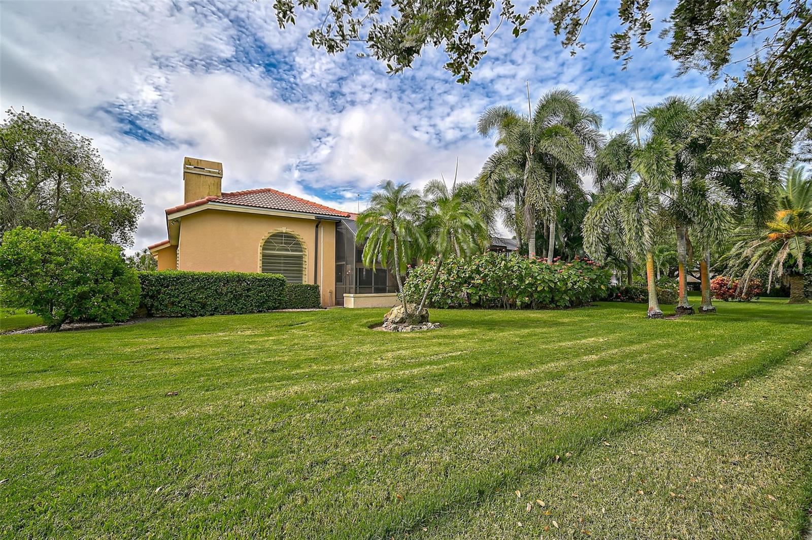 909 Macewen Dr, Osprey, FL 34229 — photo 46 of 62