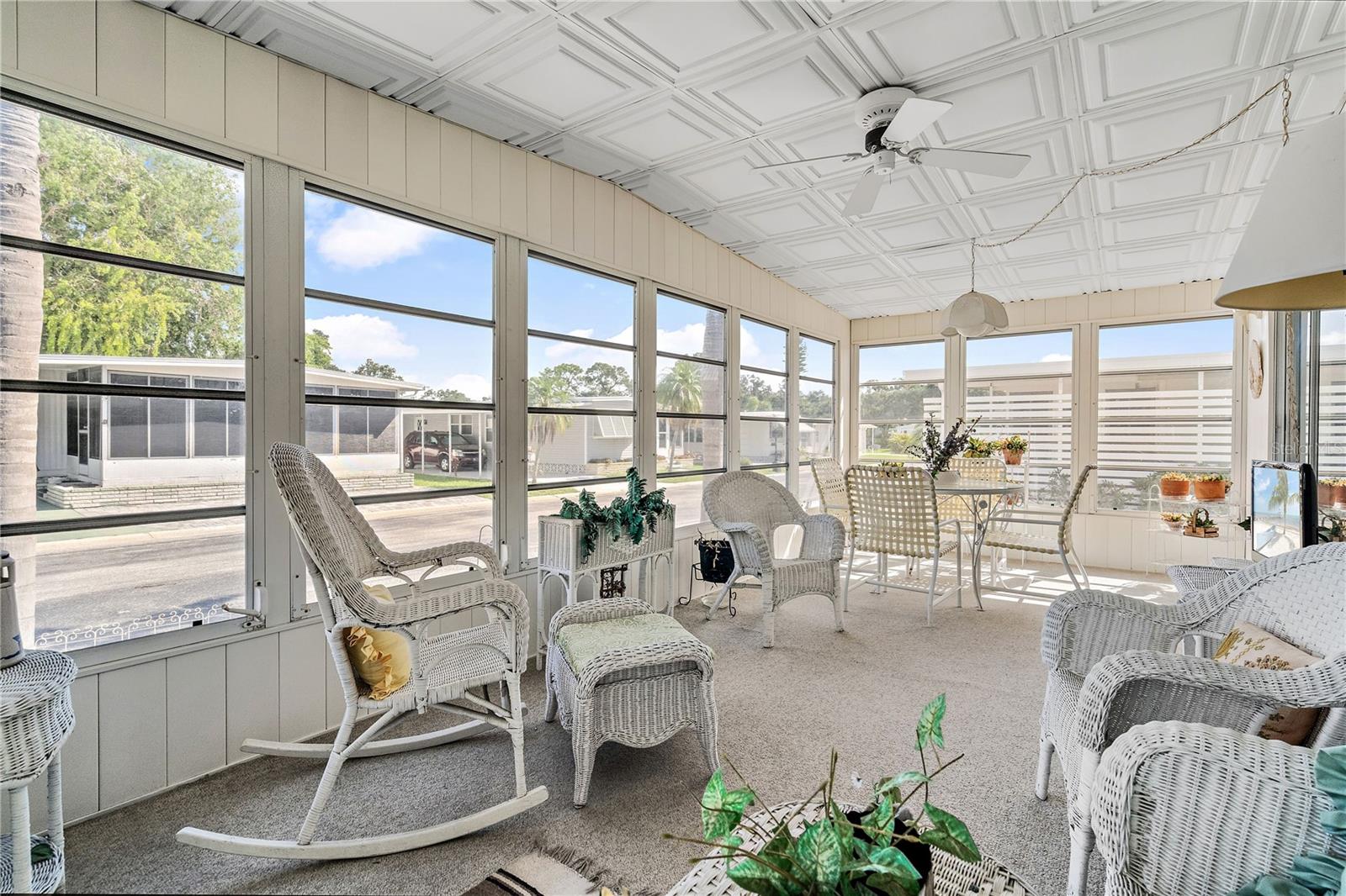 3410 Spanish Oak Ter, Sarasota, FL 34237 — photo 12 of 47