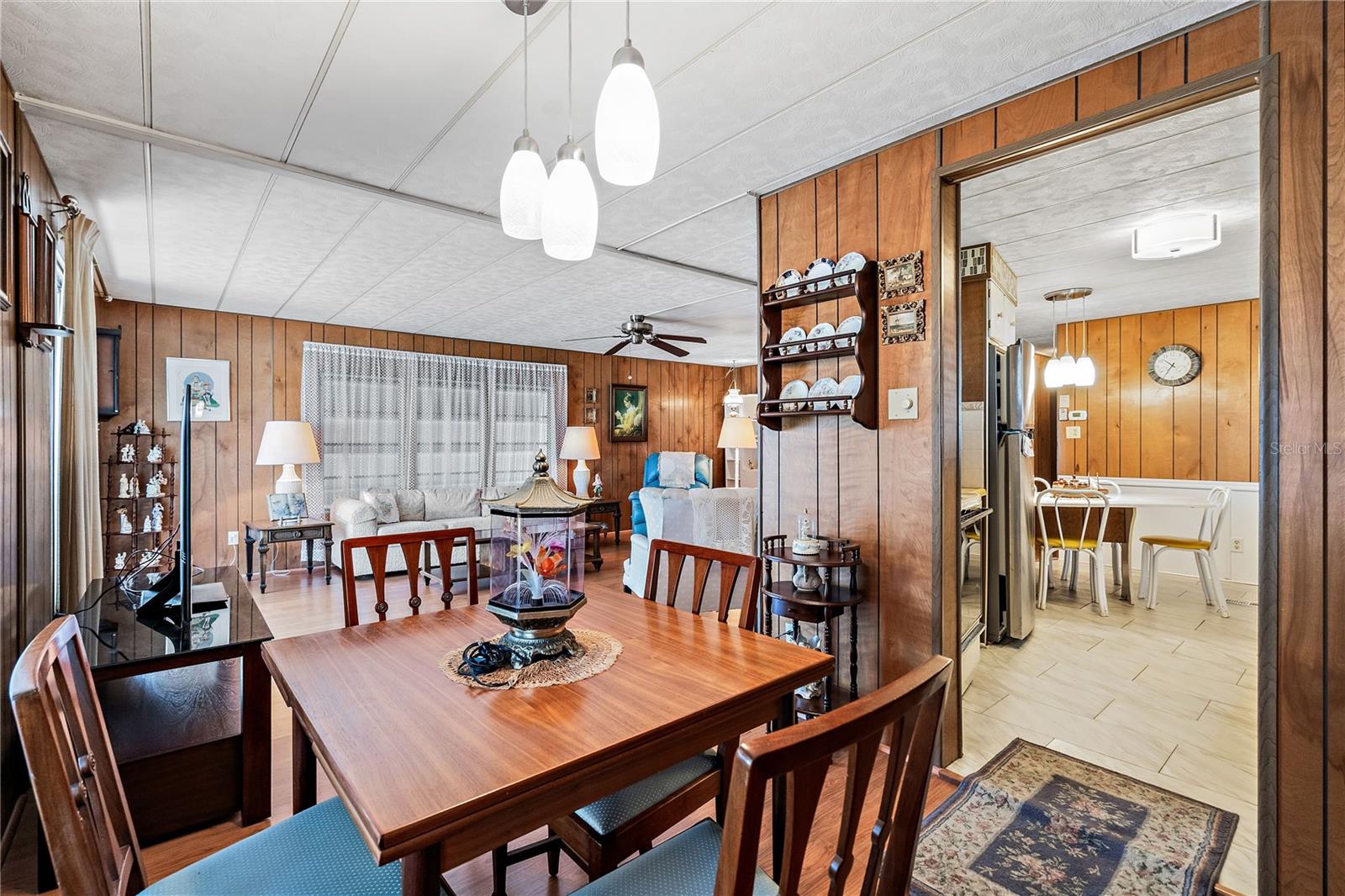 3410 Spanish Oak Ter, Sarasota, FL 34237 — photo 4 of 47