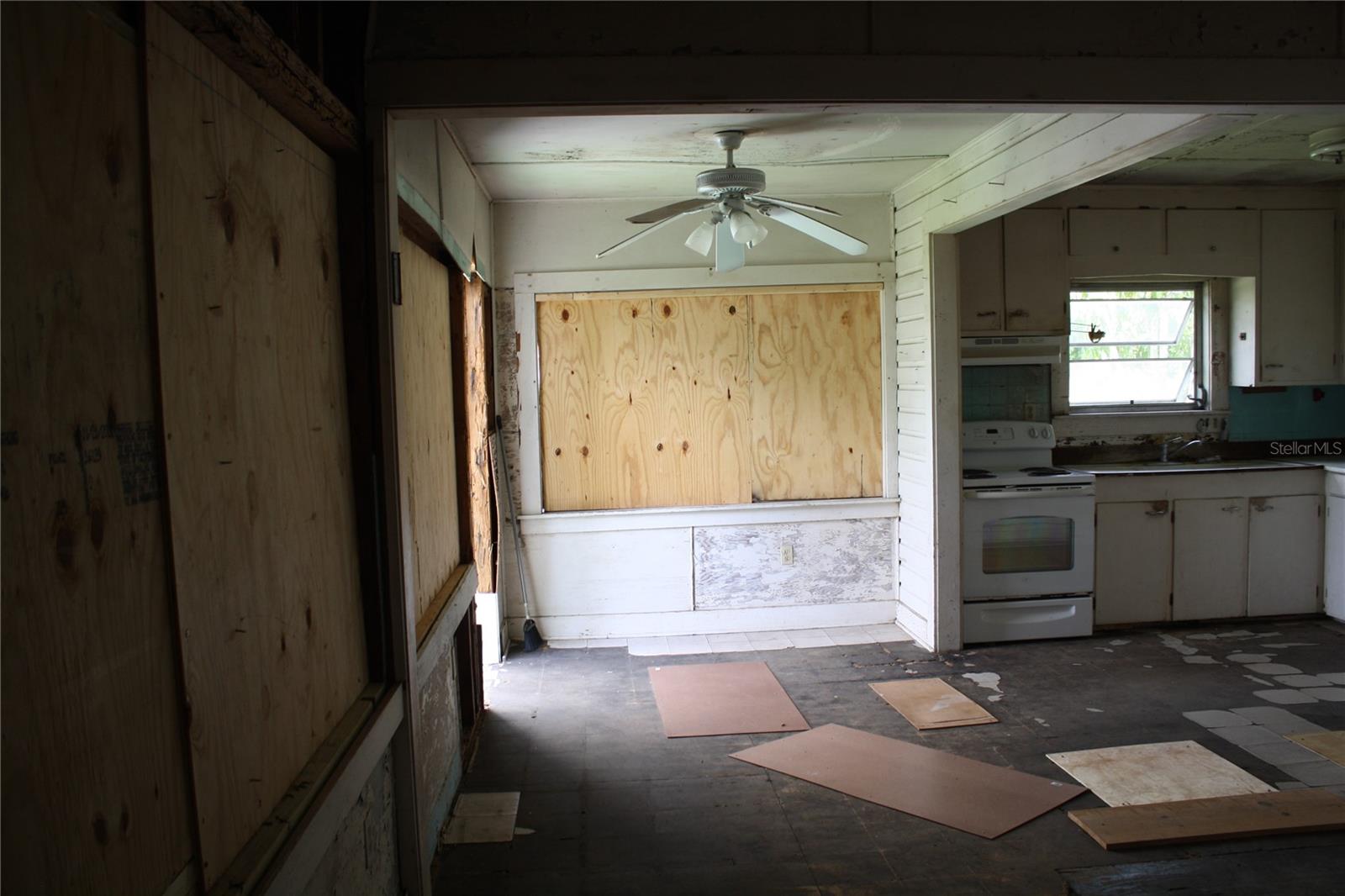 702 W Olympia Ave, Punta Gorda, FL 33950 — photo 30 of 30