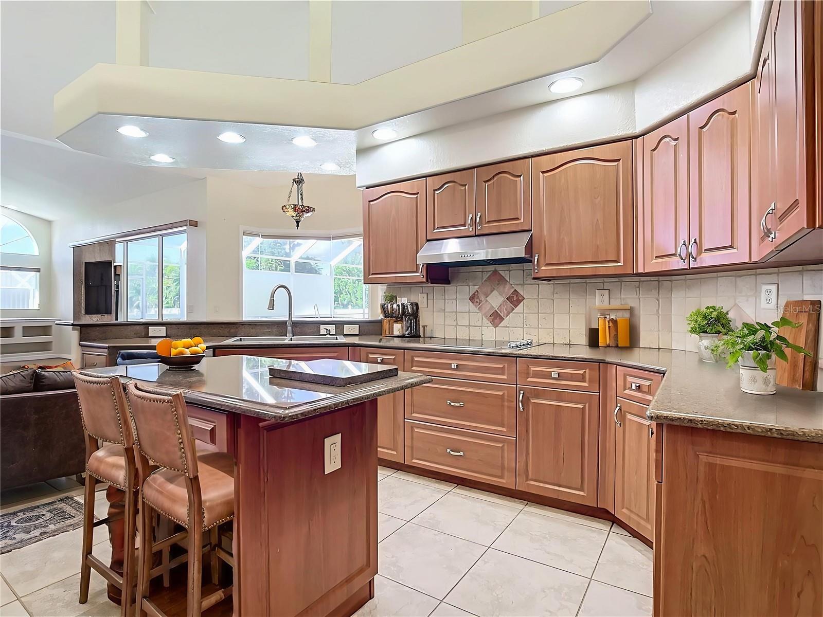 GOURMET KITCHEN VIRTUAL STAGING