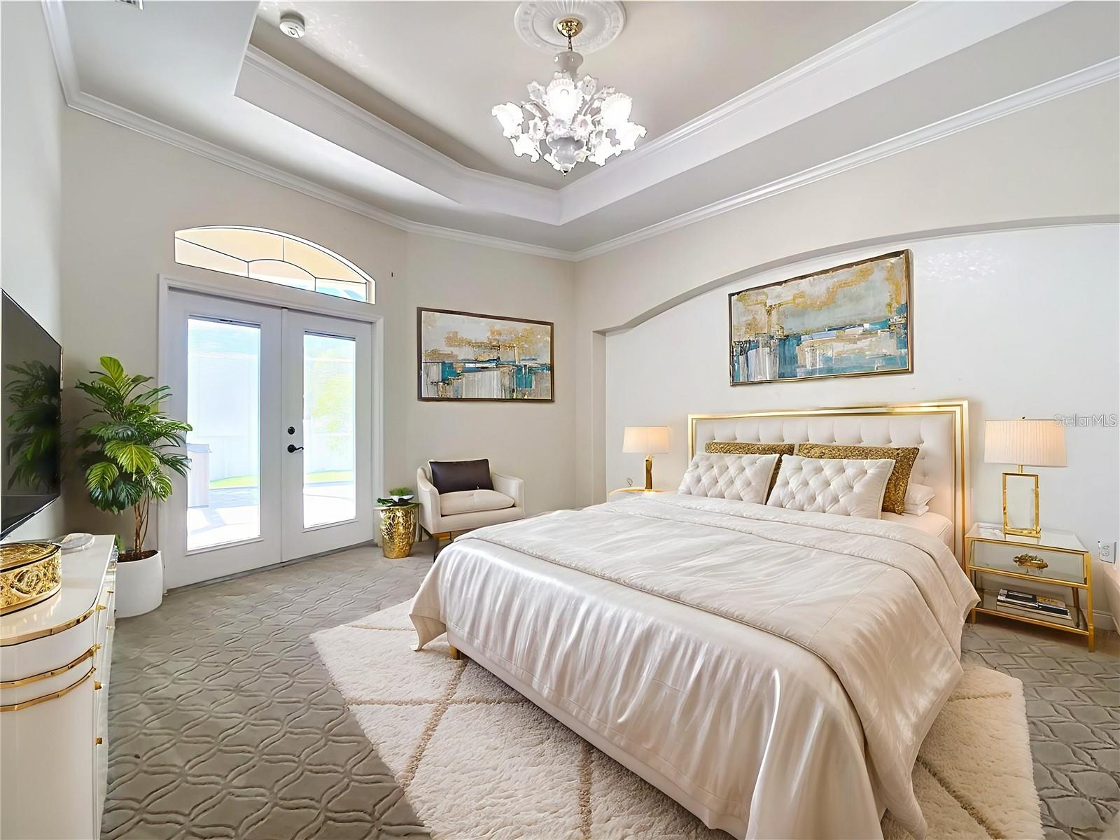 PRIMARY SUITE VIRTUAL STAGING