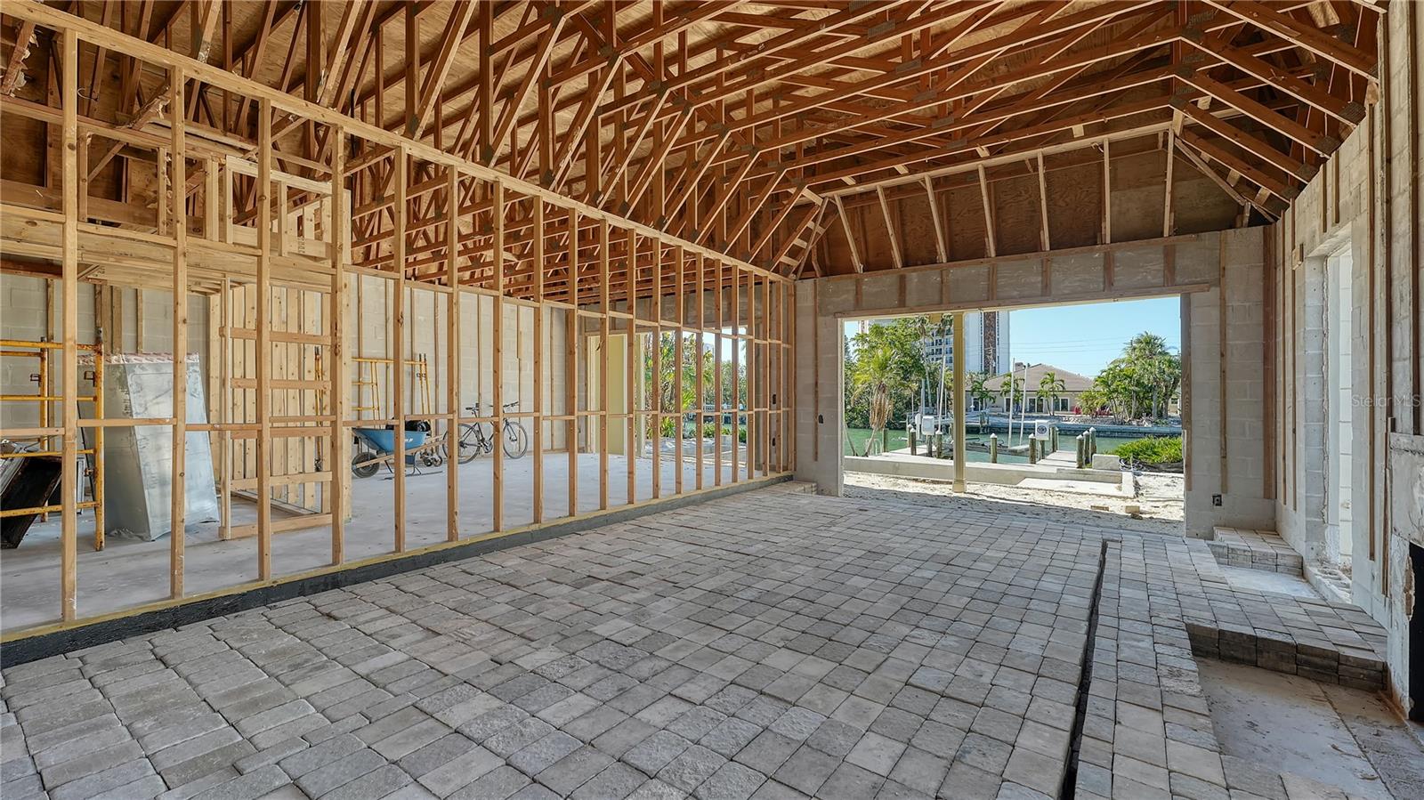515 S Washington Dr, Sarasota, FL 34236 — photo 19 of 22