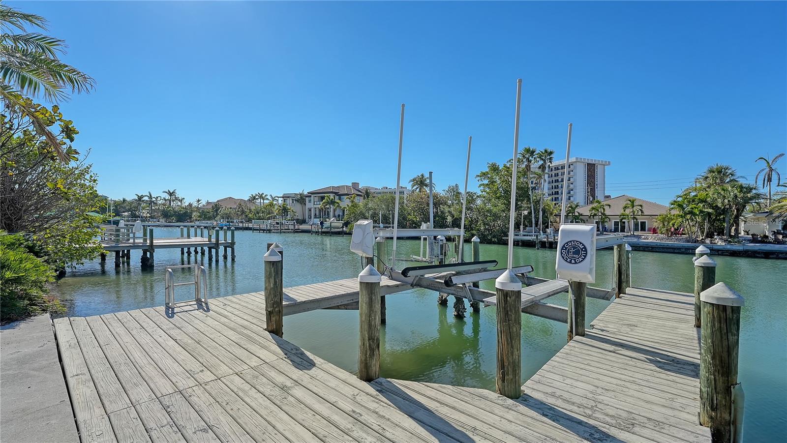 515 S Washington Dr, Sarasota, FL 34236 — photo 21 of 22