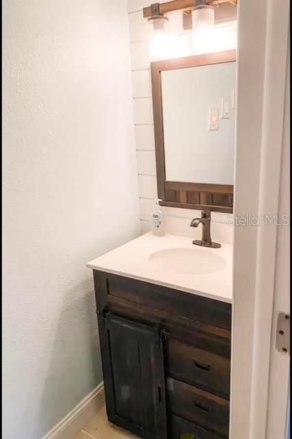 5311 Creek Dr, Sarasota, FL 34231 — photo 15 of 34