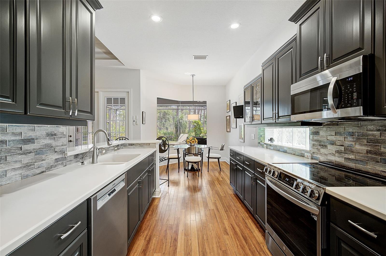 293 Turquoise Ln, Osprey, FL 34229 — photo 12 of 44