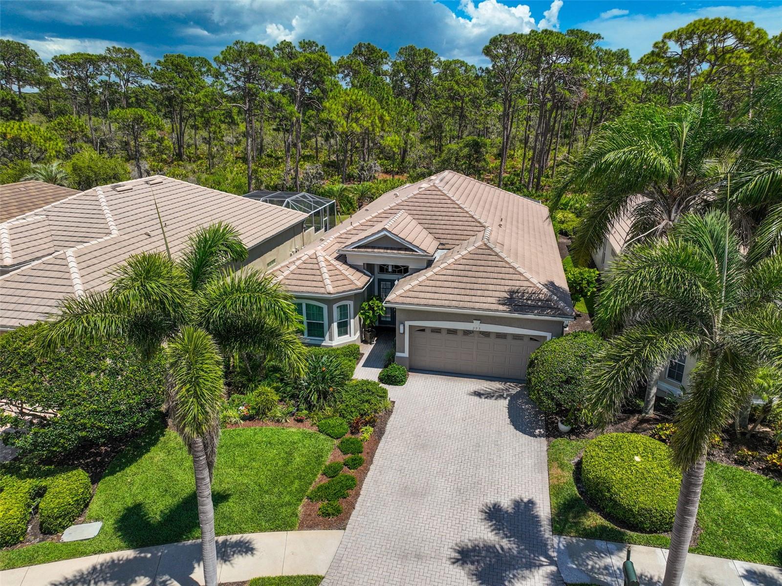 293 Turquoise Ln, Osprey, FL 34229 — photo 3 of 44