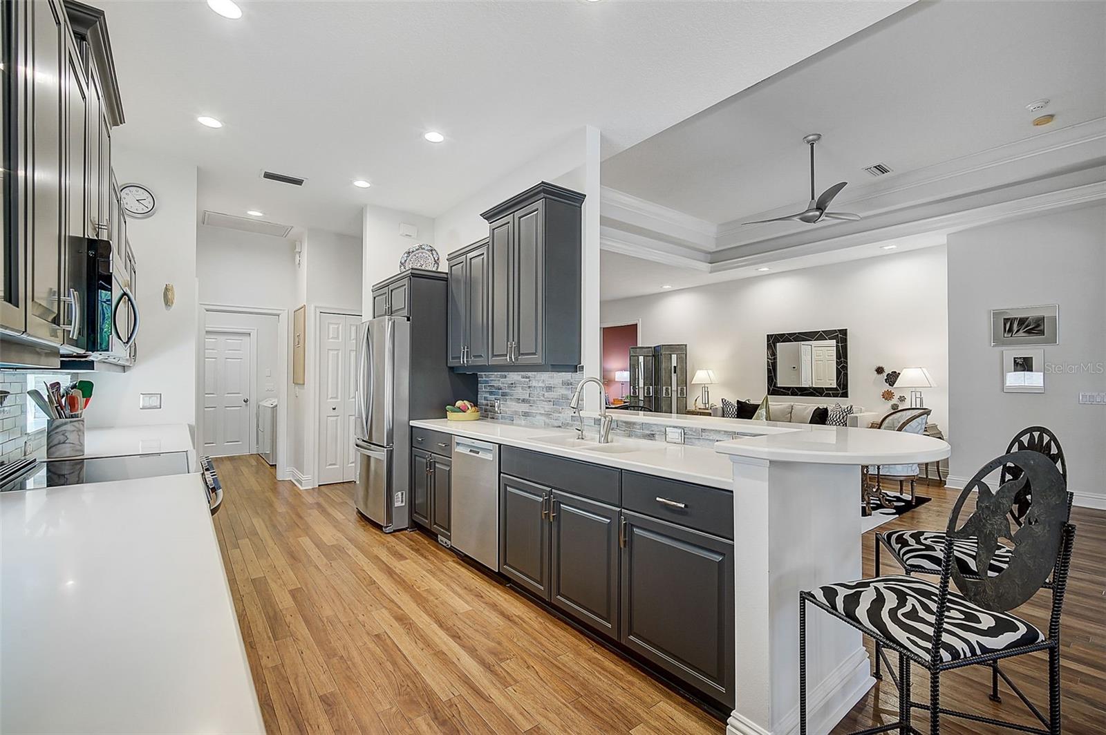 293 Turquoise Ln, Osprey, FL 34229 — photo 10 of 44
