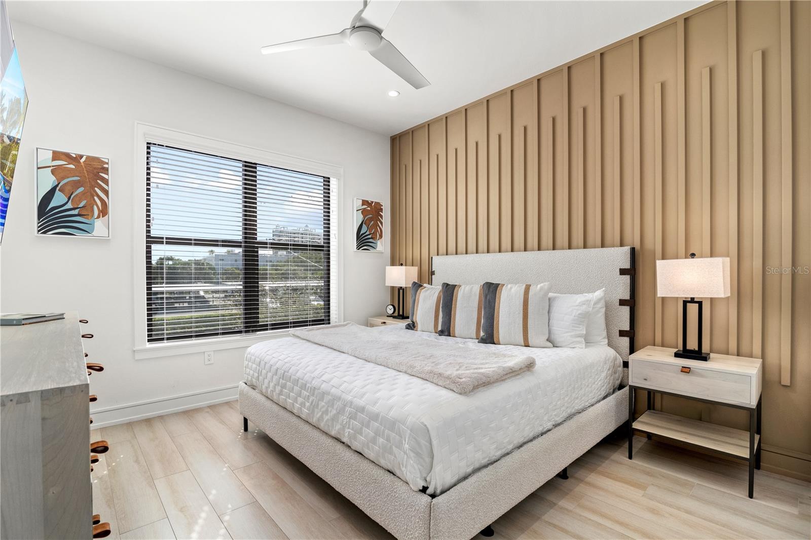 171 McKinley Dr, Sarasota, FL 34236 — photo 16 of 69