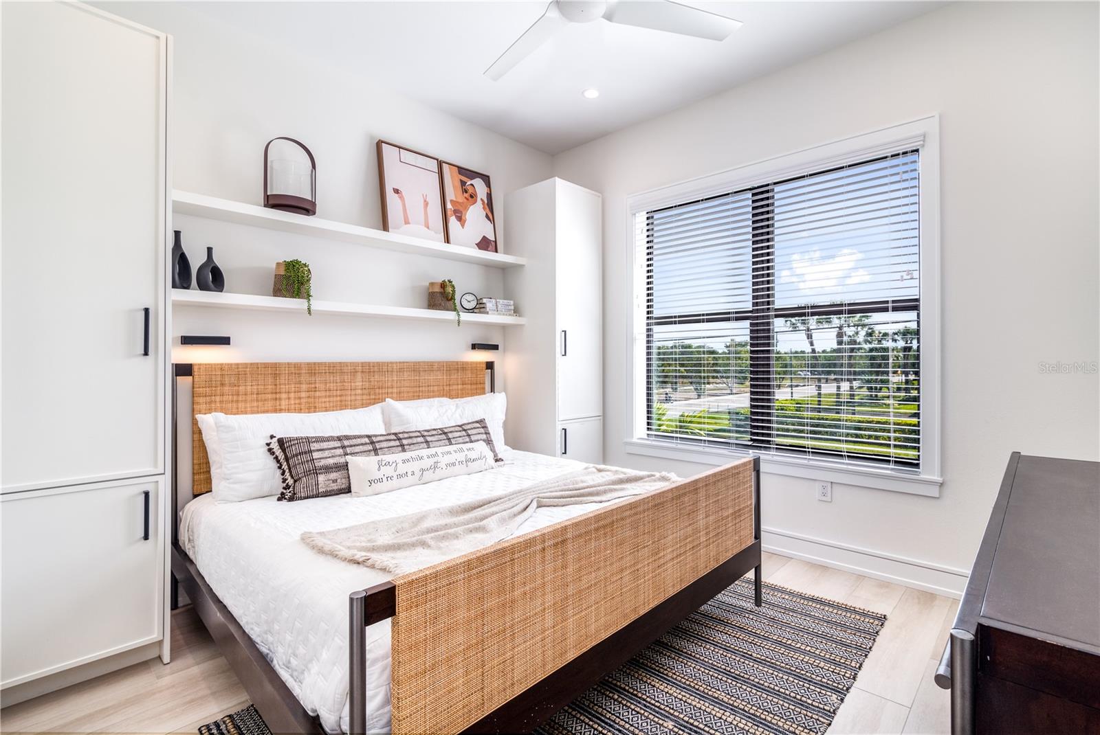 171 McKinley Dr, Sarasota, FL 34236 — photo 18 of 69