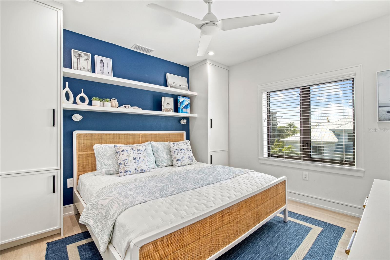 171 McKinley Dr, Sarasota, FL 34236 — photo 29 of 69