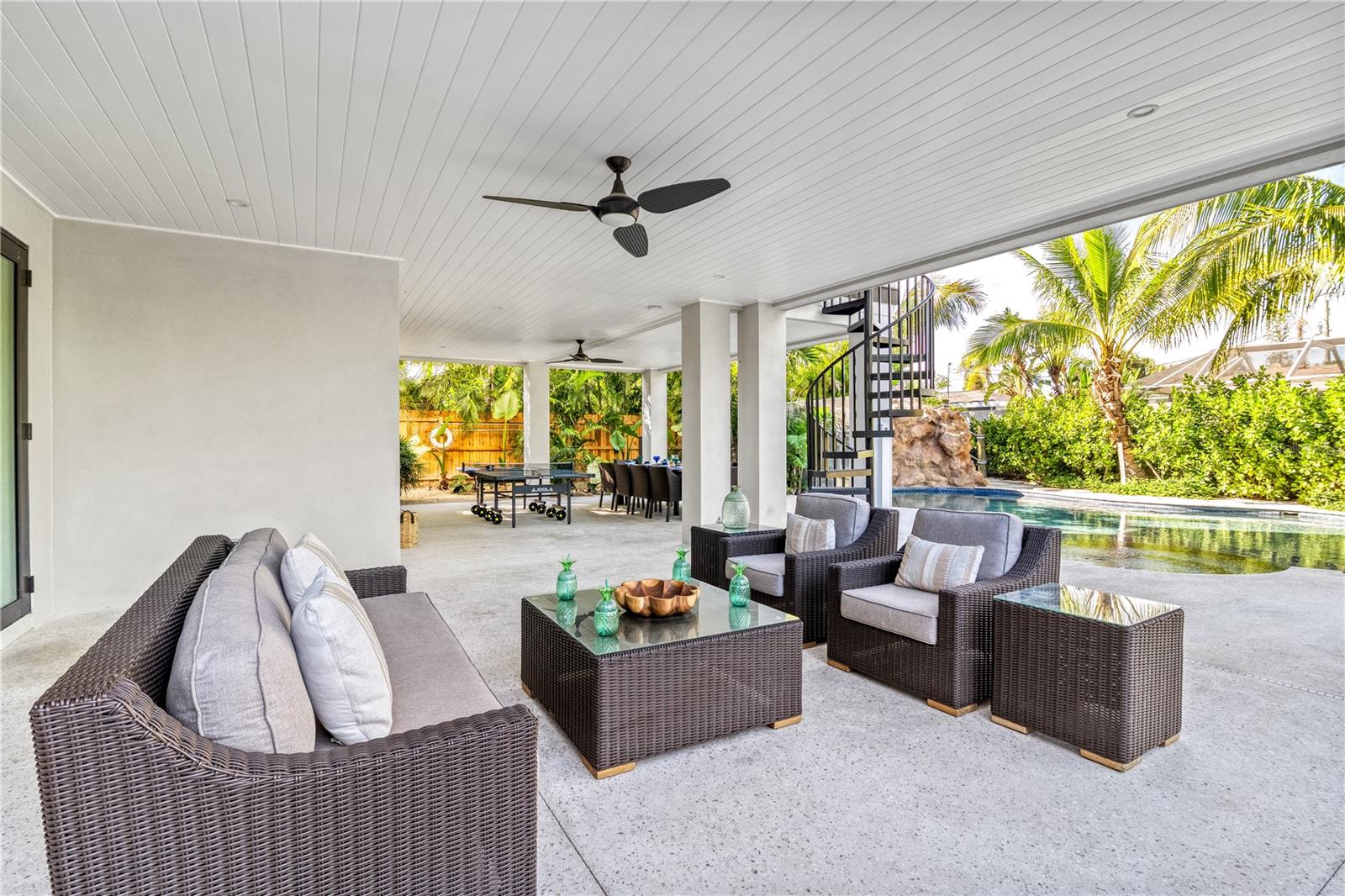 171 McKinley Dr, Sarasota, FL 34236 — photo 39 of 69