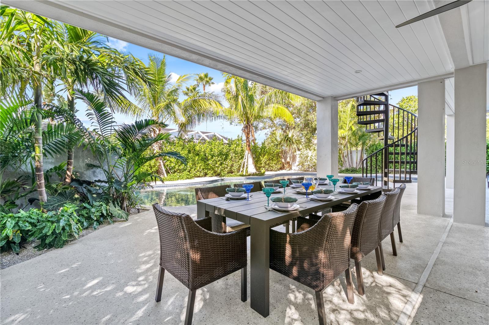 171 McKinley Dr, Sarasota, FL 34236 — photo 40 of 69
