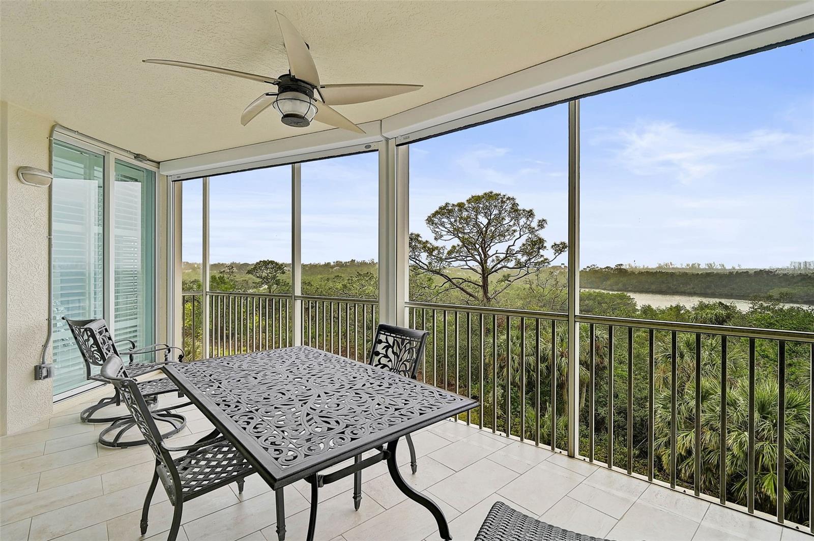 385 N Point Rd #402