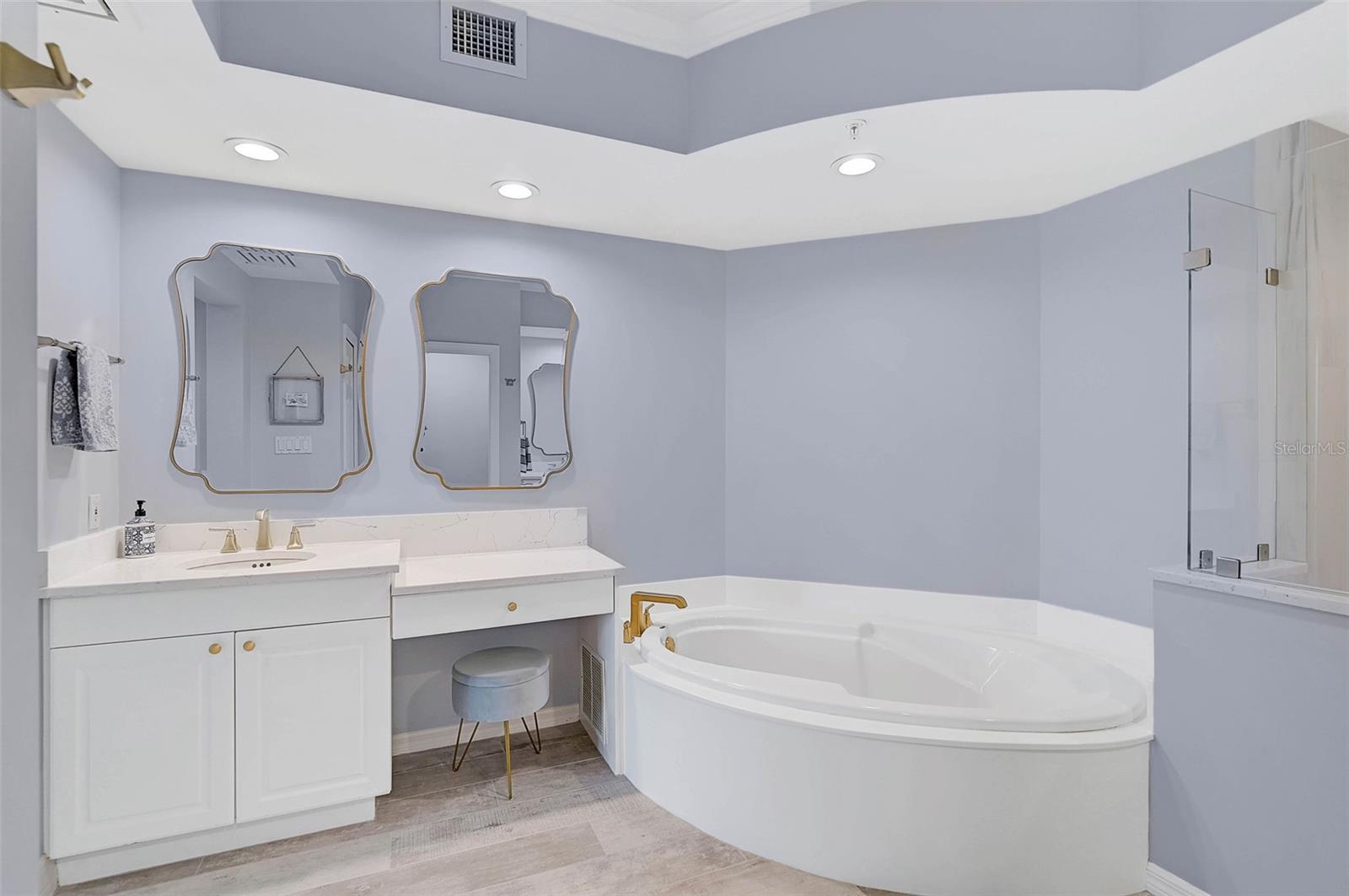 385 N Point Rd #402, Osprey, FL 34229 — photo 20 of 62