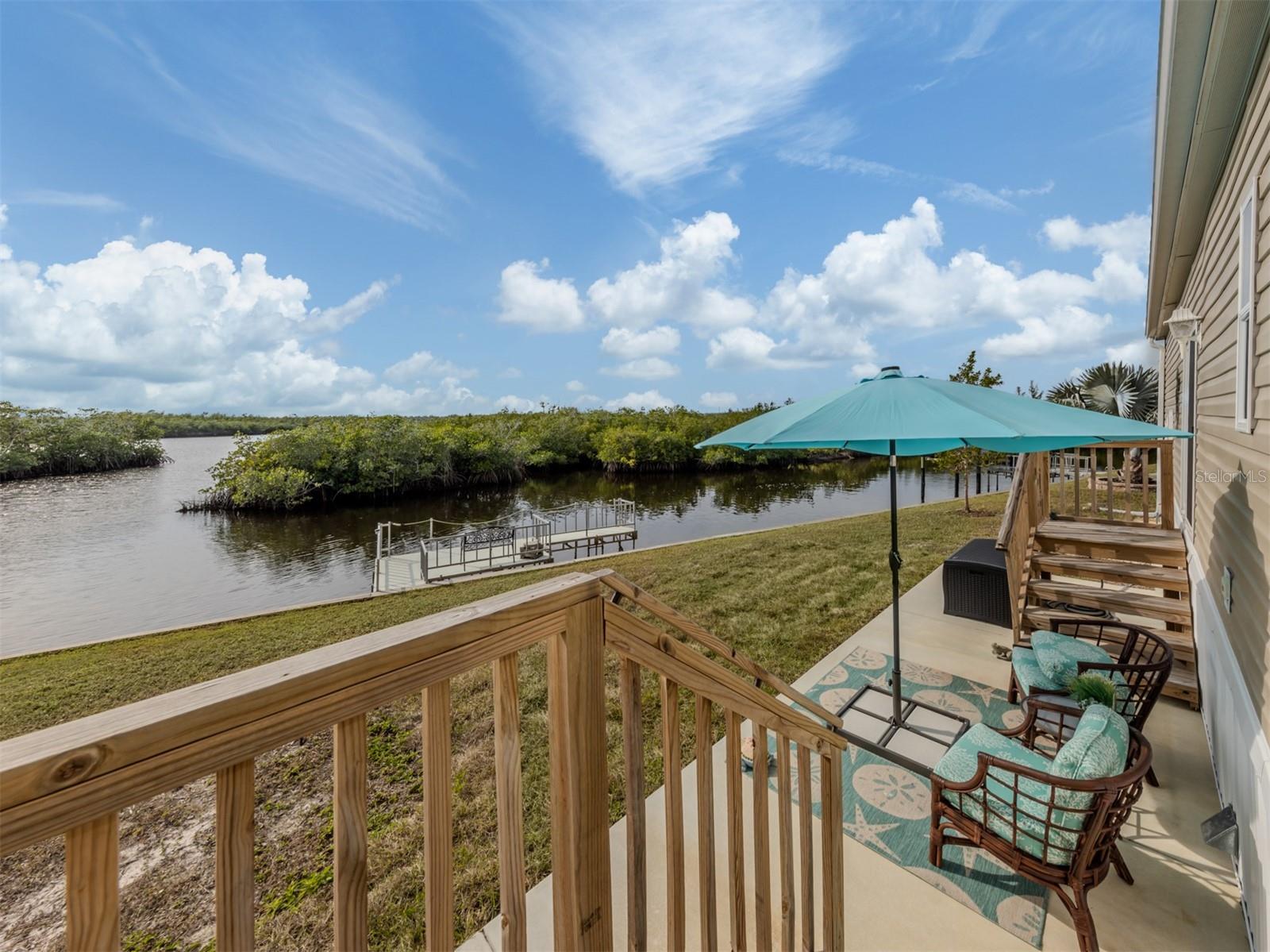 106 Island Point Rd