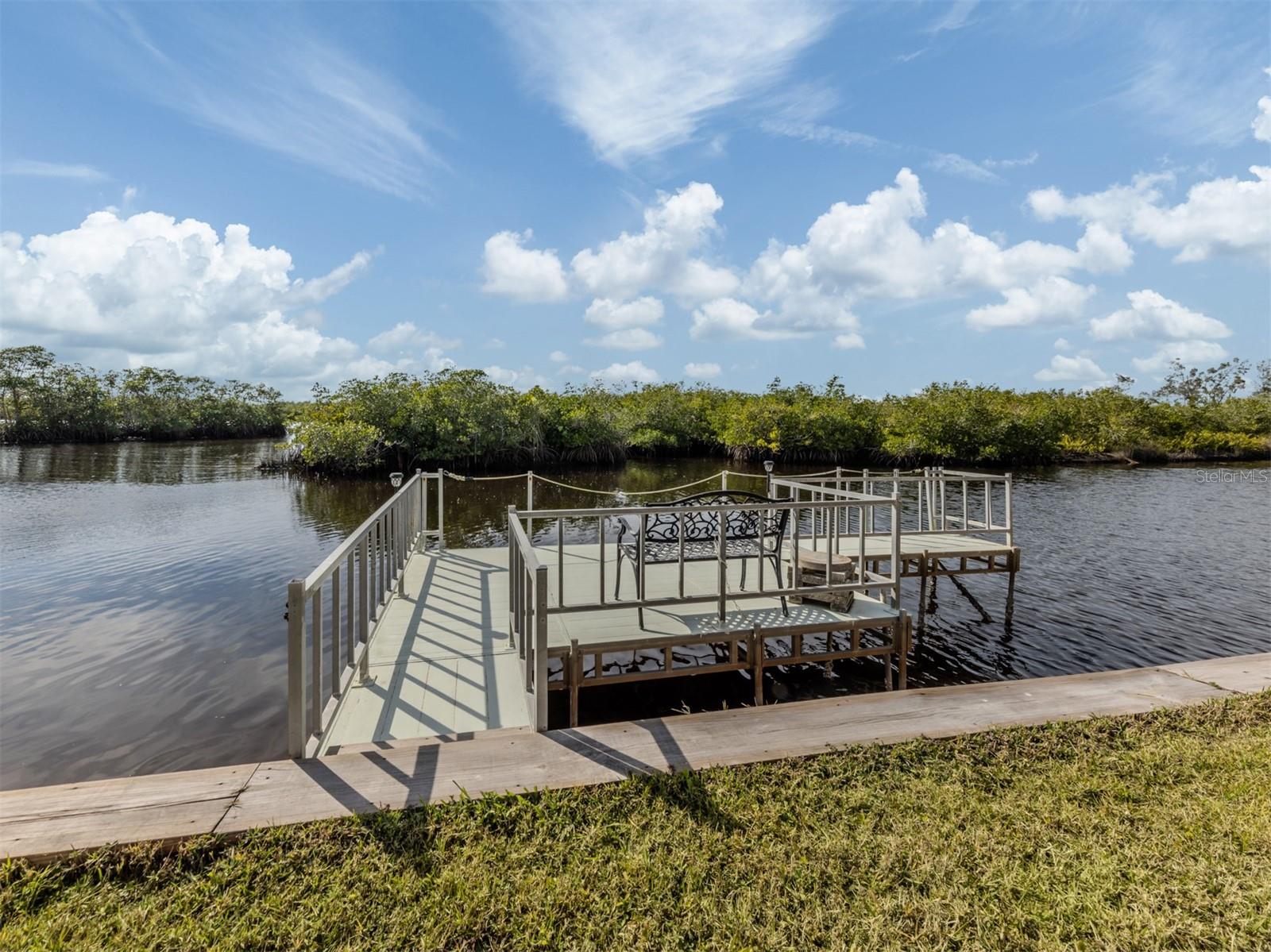 106 Island Point Rd, North Port, FL 34287 — photo 13 of 61