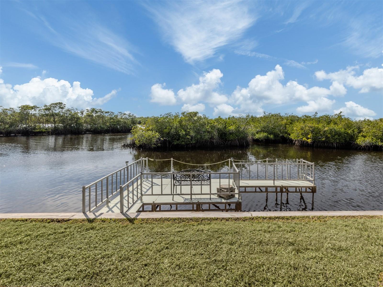 106 Island Point Rd, North Port, FL 34287 — photo 14 of 61