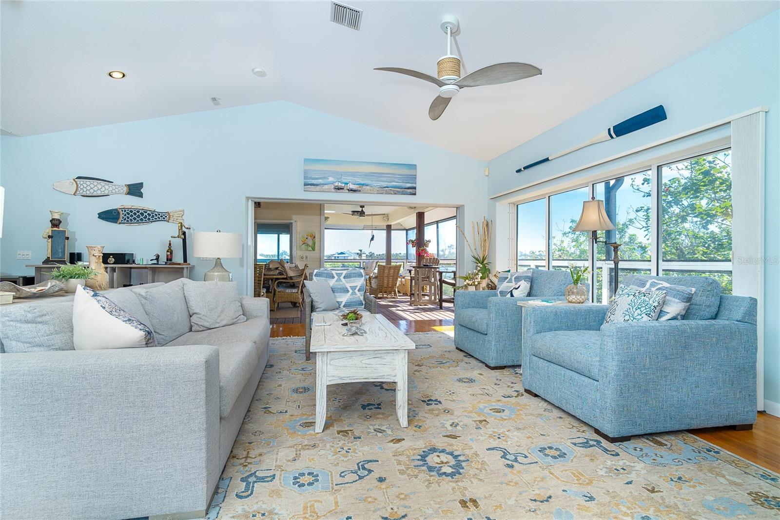 Living Area,