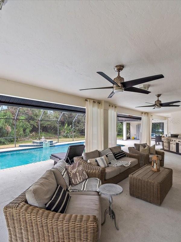 4588 Baycedar Ln, Sarasota, FL 34241 — photo 21 of 38