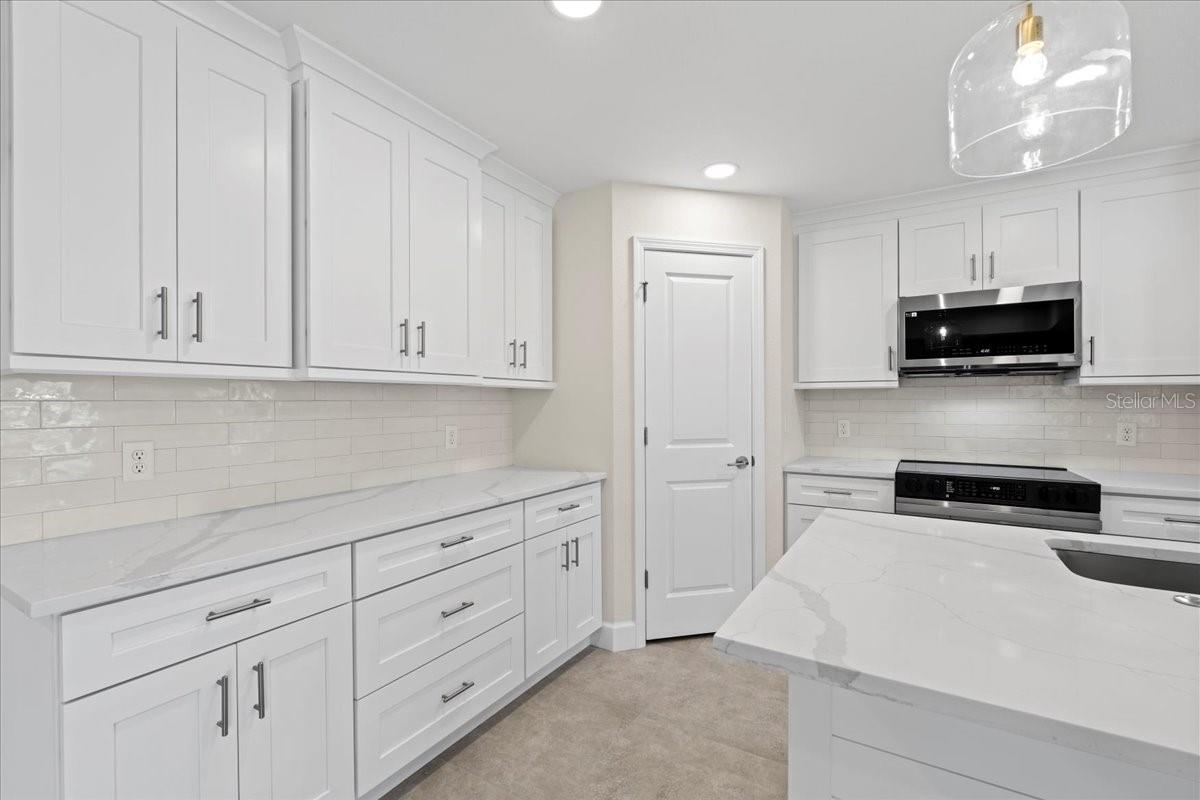 109 Beau Rivage Dr, Rotonda West, FL 33947 — photo 17 of 51