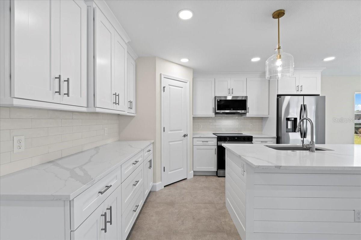 109 Beau Rivage Dr, Rotonda West, FL 33947 — photo 18 of 51