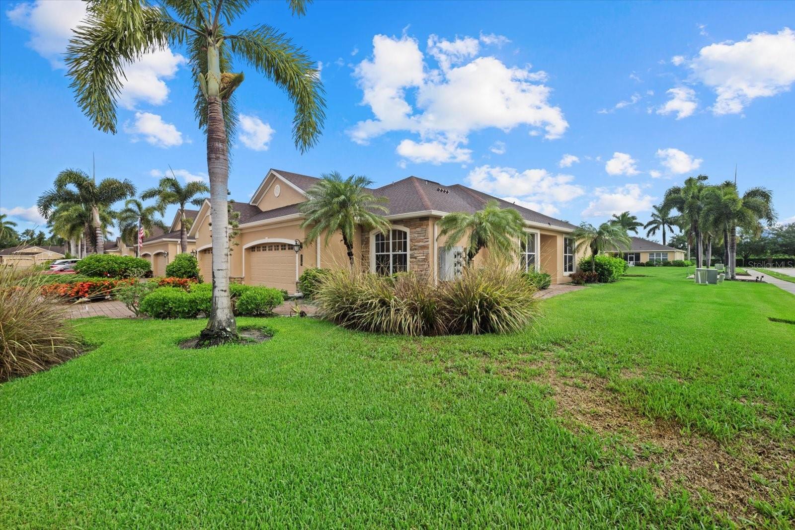 4331 Turnberry Cir