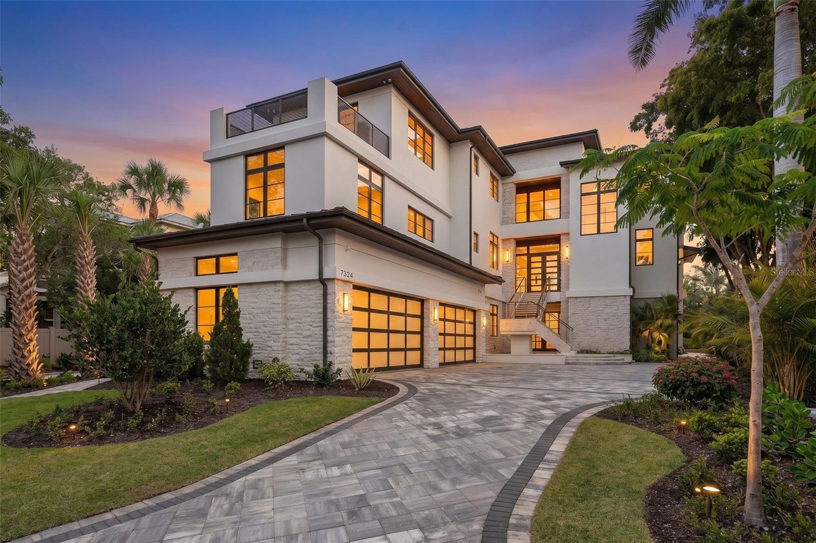 7324 Point of Rocks Rd, Sarasota, FL 34242 — photo 2 of 95
