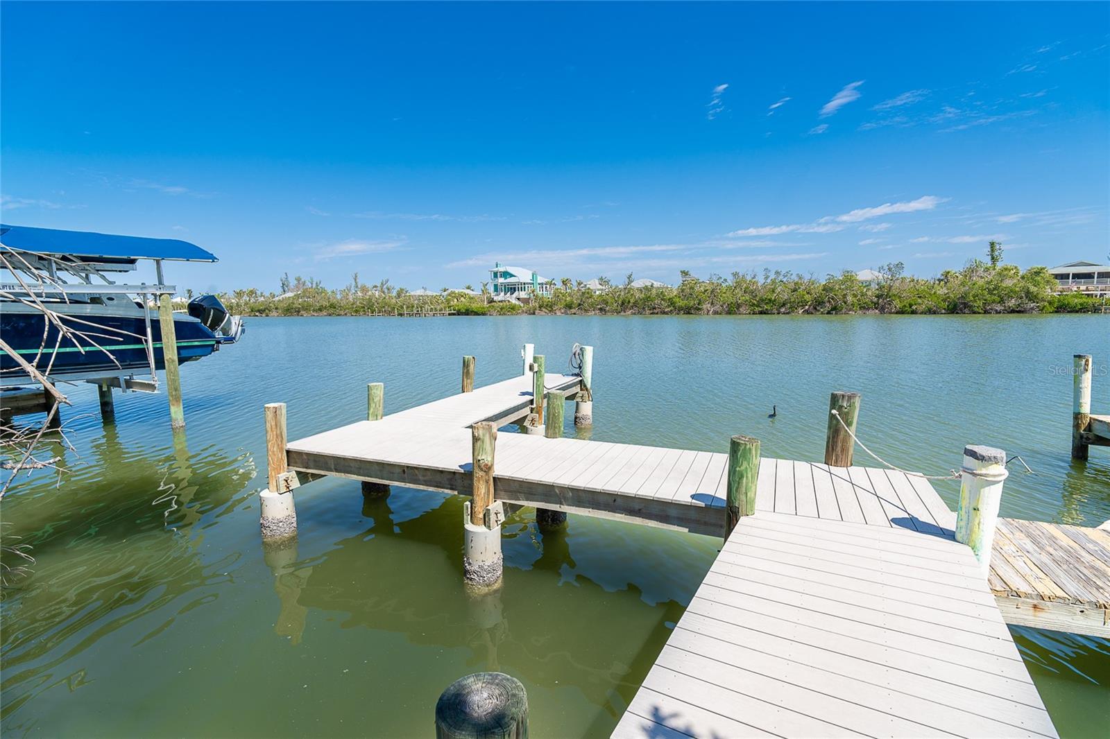 Dock.