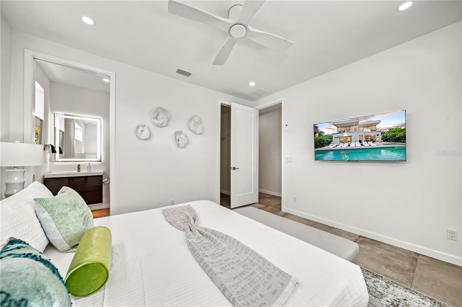 2327 Hillview St, Sarasota, FL 34239 — photo 43 of 52