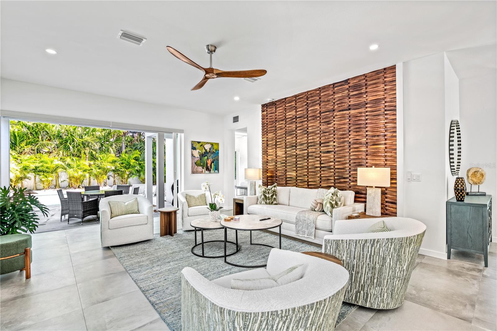 2327 Hillview St, Sarasota, FL 34239 — photo 10 of 52