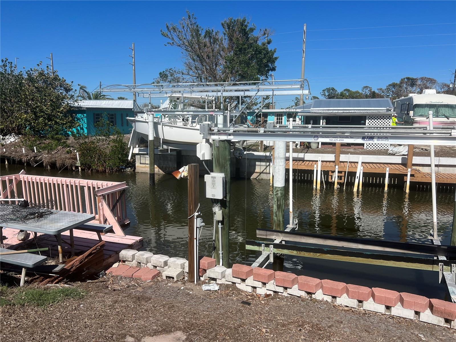 Water & Electric at the dock
