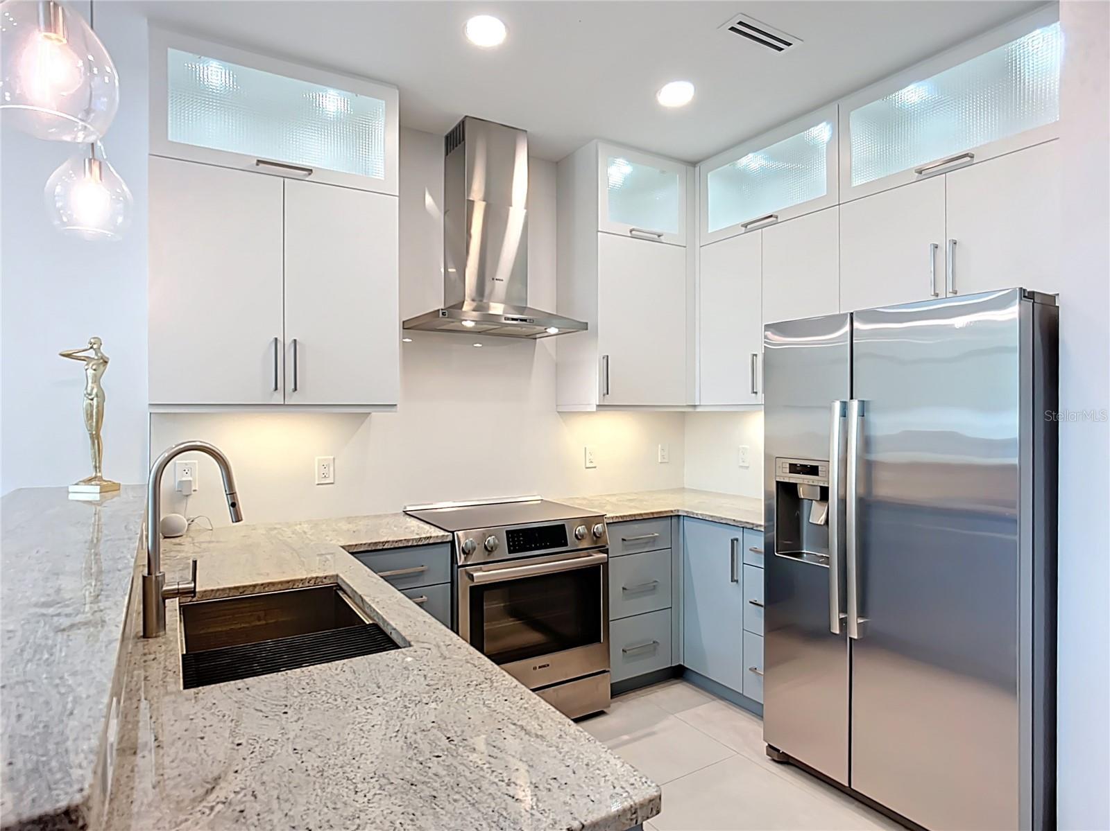 941 N Osprey Ave, Sarasota, FL 34236 — photo 21 of 53
