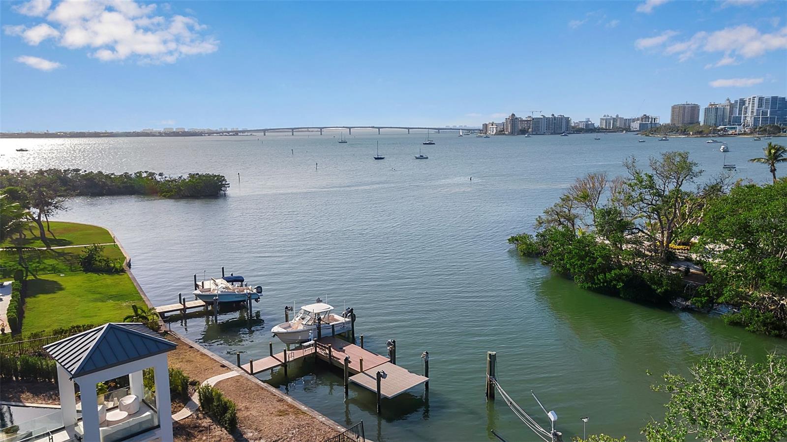 1479 Bay Point Dr, Sarasota, FL 34236 — photo 13 of 29