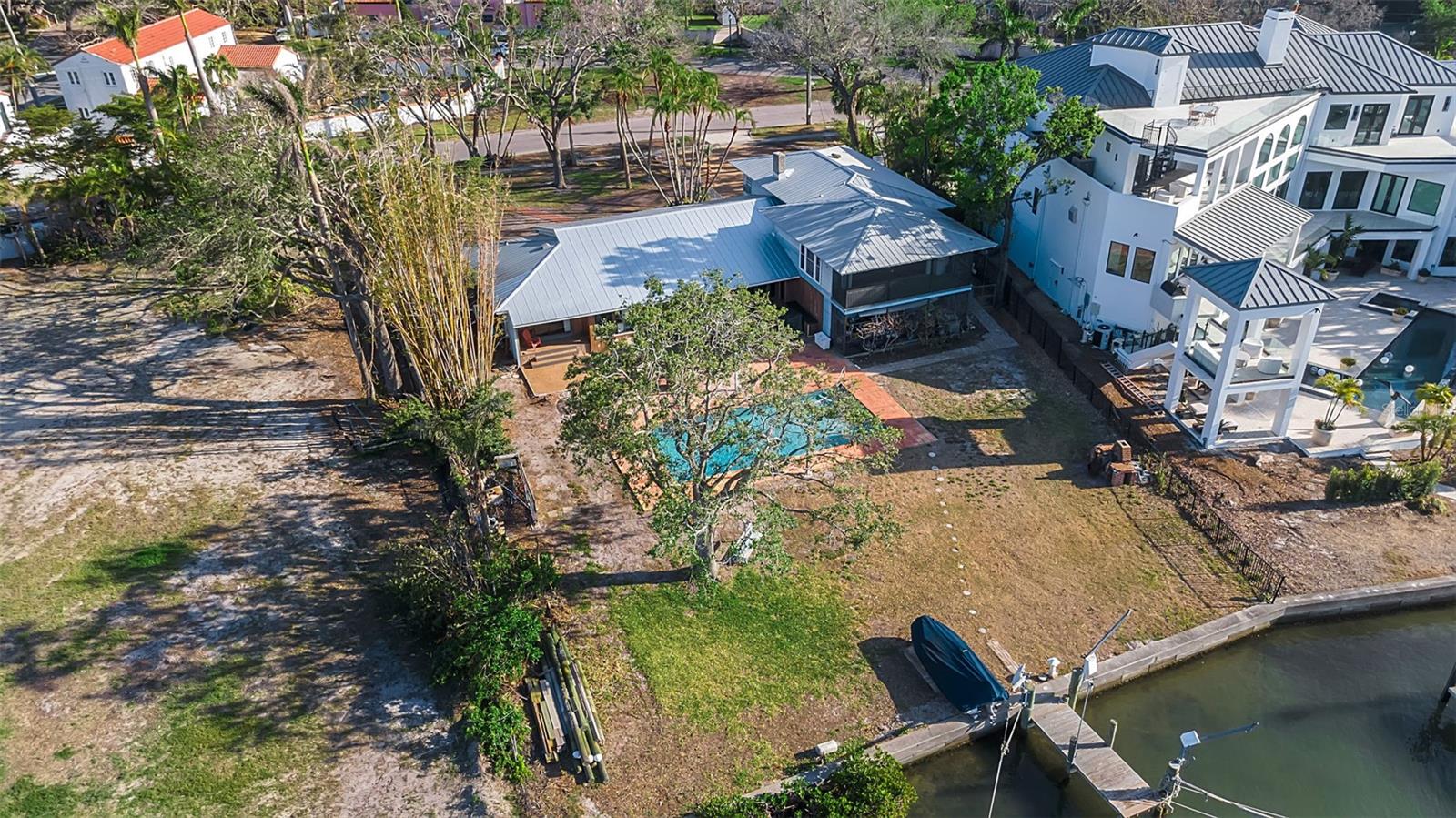 1479 Bay Point Dr, Sarasota, FL 34236 — photo 20 of 29