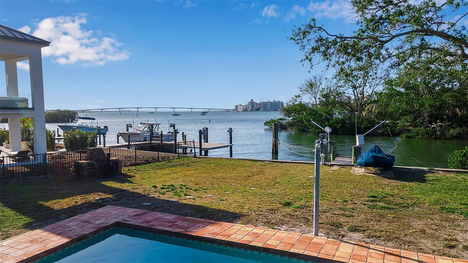 1479 Bay Point Dr, Sarasota, FL 34236 — photo 22 of 29