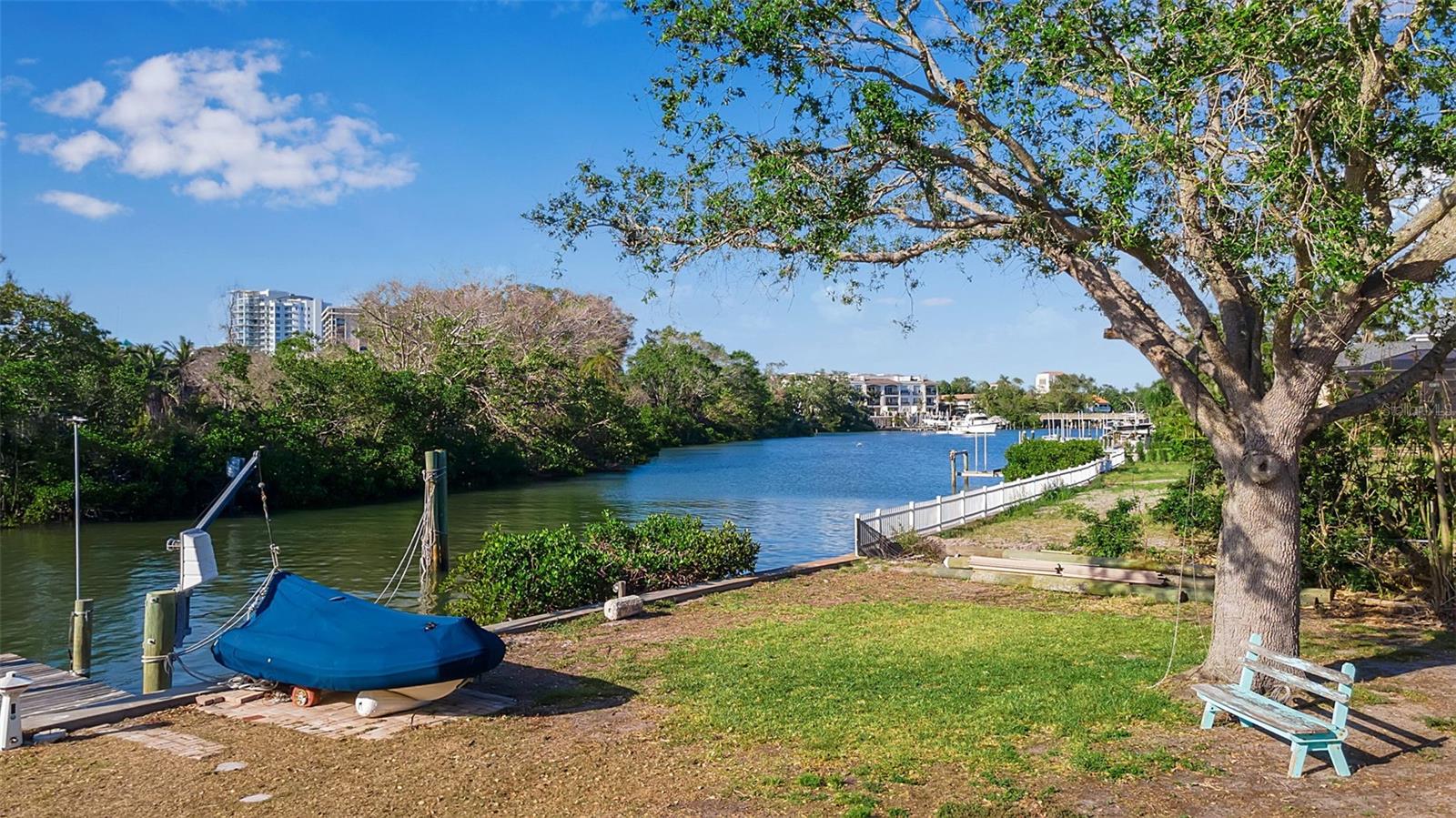 1479 Bay Point Dr, Sarasota, FL 34236 — photo 8 of 29