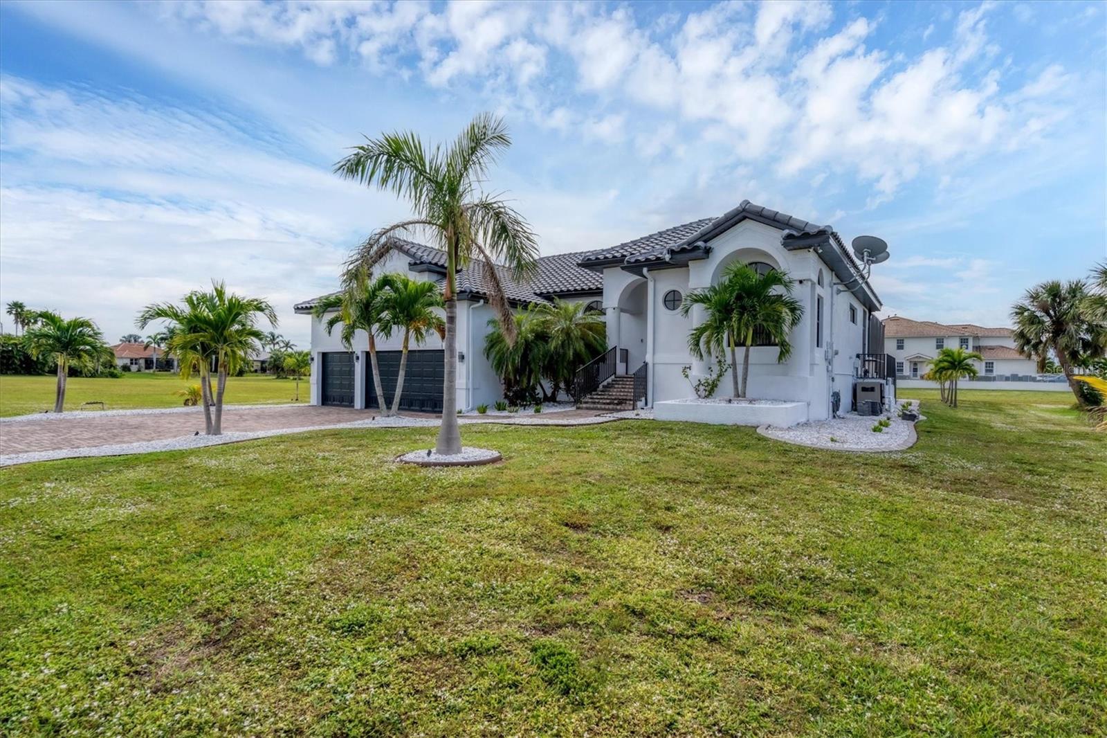 24017 Peppercorn Rd, Punta Gorda, FL 33955 — photo 1 of 38