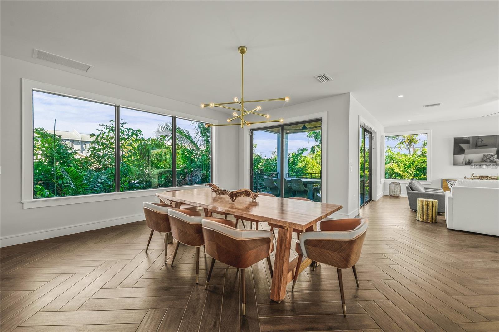 135 Grant Dr, Sarasota, FL 34236 — photo 12 of 83
